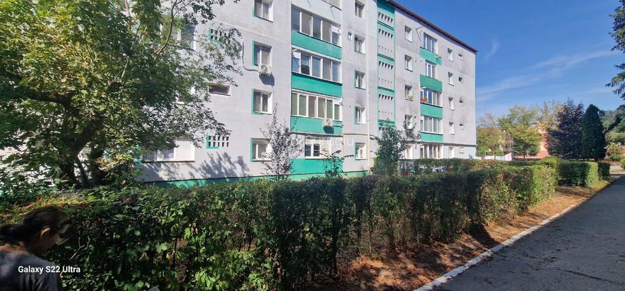 Proprietar - Vănd apartament 3 camere comfort 1 Govândari Micro 2 - 3
