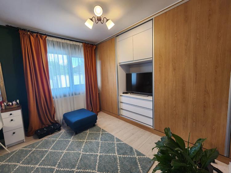 CASA DE VANZARE, 4 CAMERE, 2 BAI, 115 MP UTILI , NICOLINA-STRADA VECHE