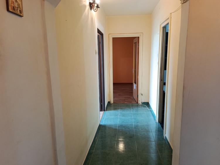 Apartament 2 camere decomandat metrou Titan / Parc IOR