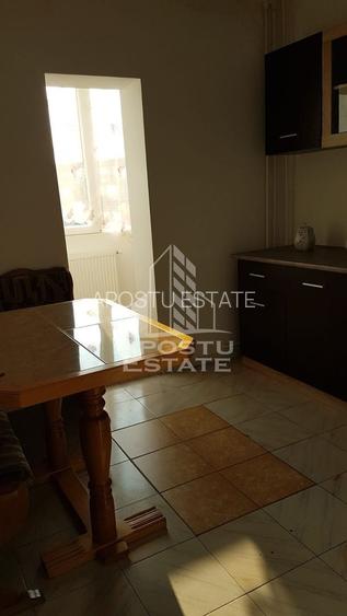 Apartament cu 2 camere, decomandat, centrala proprie, Lipovei - 2