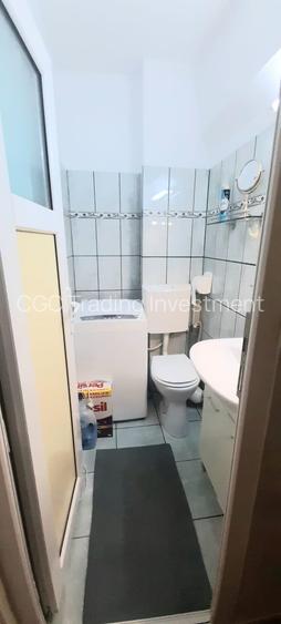 Vanzare apartament cu 4 camere si 2 bai,  decomandat, etaj 1/4  zona CET - 9