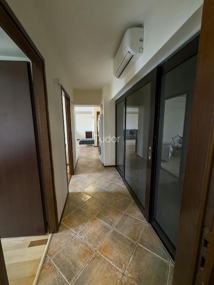 Apartament 3 camere Str. Traian colt cu Bdul. Unirii - 16