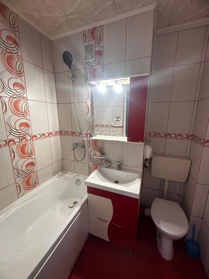 Apartament cu 2 camere, etaj 3/4, zona Tatarasi - 7