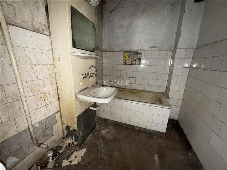 Zona Spital - Liceul Pedagocic - 2 camere decomandate - 10