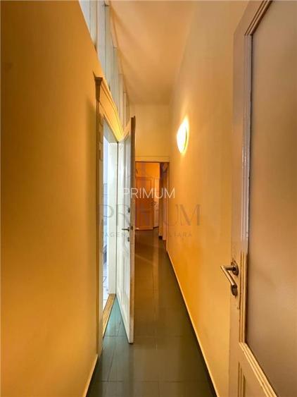 Medicina - 2 Camere - Cladire istorica - Etaj 1 - Decomandat - Centrala termica - 6