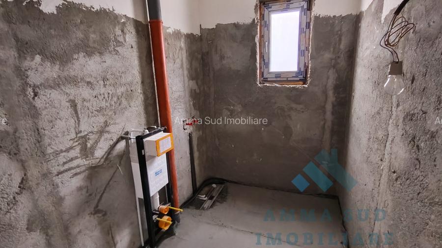 Vila - Spatiu Comercial - P + 1E + M - 360 mp - Orasti / Comuna Frumusani - 10