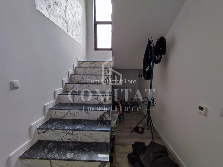 Casa individuală finisată | teren 495 mp | Dezmir - 12