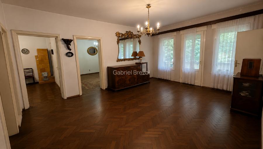 Apartament 3 camere parter in vila plus garsoniera demisol si curte. - 7