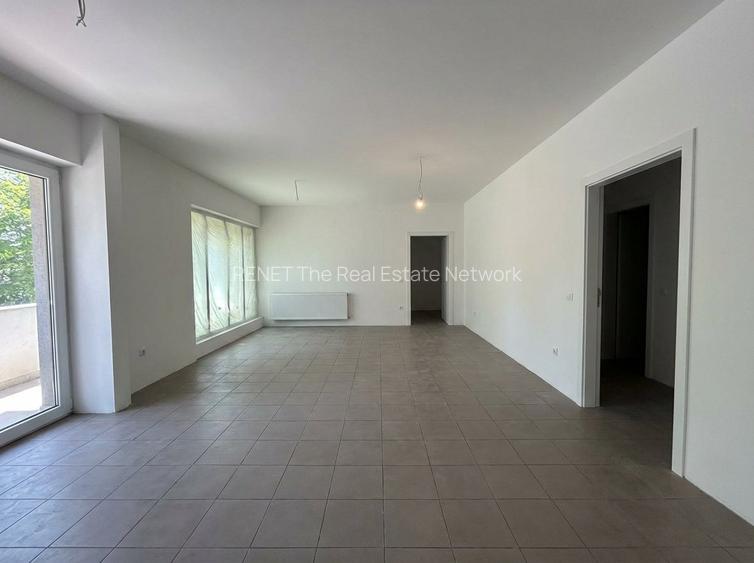 Spatiu Comercial , parter bloc nou construit , zona Nerva Traian - 6