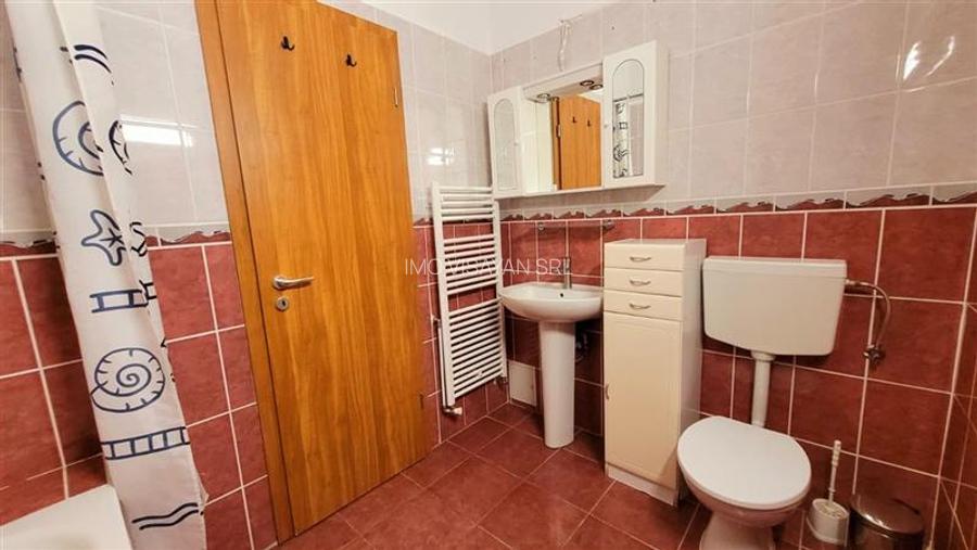 Apartament spatios 3 cam, Selimbar,zona Lidl, comision 0 - 12