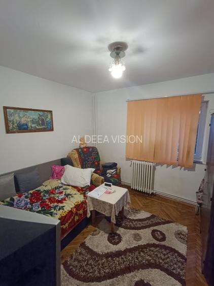 Apartament 3 camere, de vânzare, Mănăștur, strada Brateș, 65 mp, decomandat - 3
