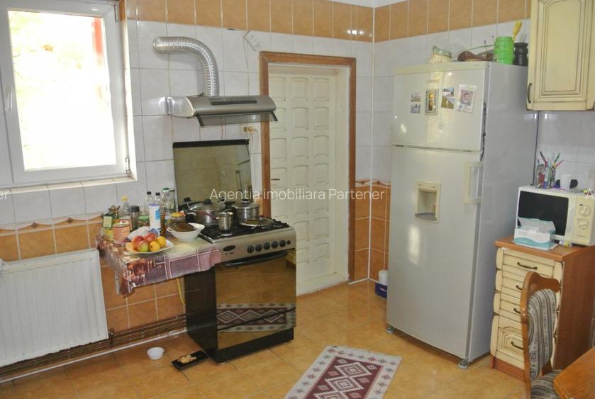 Reducere Black Friday! Casa P+1E 9 camere si teren 1600 mp Gavana - 16