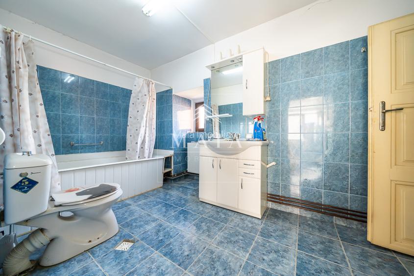 Casa 7 camere, 240 mp, garaj, pivnita, parcul Sub Arini - 12