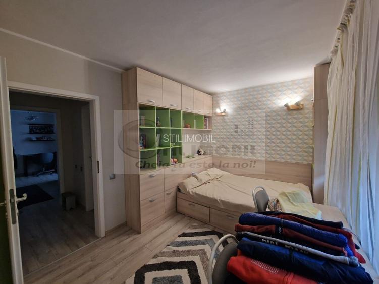 Liber, mobilat modern, apartament 3 camere, Tatarasi Posta, etaj 3/4 - 7