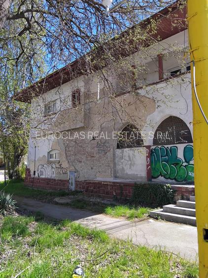 Vila interbelica - Statiunea Mamaia/langa Hotel Flora-450.000 euro(Cod E11+E12) - 6