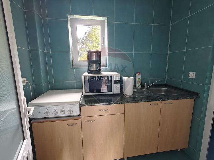 Spațiu industrial 160mp, curte 1400mp, birouri 105mp, de inchiriat - 8