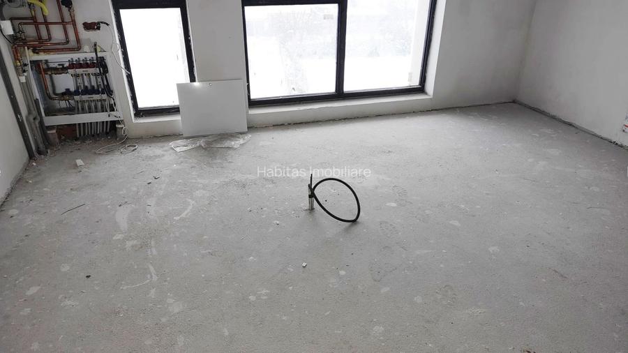 Bloc nou , S+P+5E,  apartament cu 1camera,  zona Central - 8