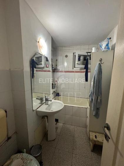Apartament 3 camere în zona DIANA - 9