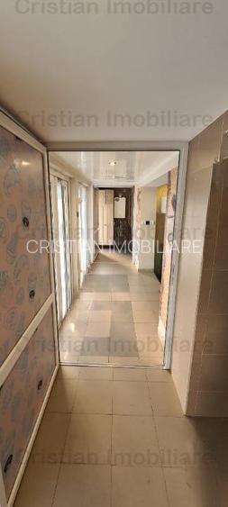 ID 10362, TOTUL NOU! Spatiu comercial, Calea Galati, balcon cu vitrina, SPATIOS! - 12