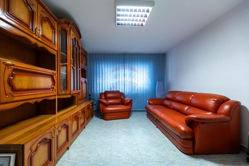 Spatiu comercial/ cabinet medical/ birouri, de vanzare,str. Valea Alba - 10