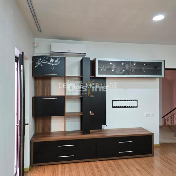 CASA / VILA DE VANZARE - 11