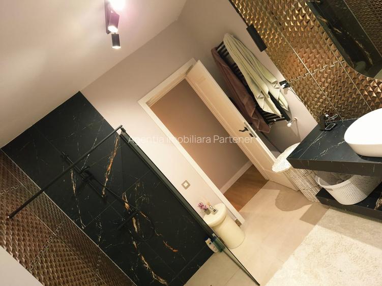 casa / vila Craiovei , RENOVATA /mobilata/utilata ,finisaje superioare - 19