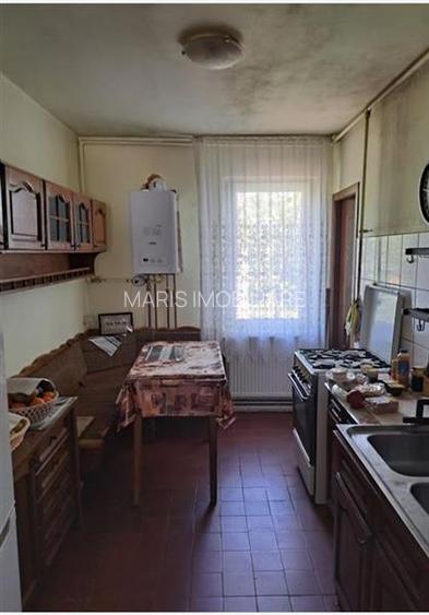Apartament 3 camere et 2 Tudor langa scoala nr 5. - 2