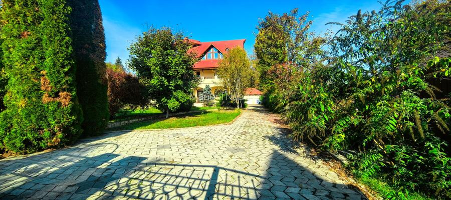 Proprietate Breaza Vila 1000mp , casa administrator , teren generos 3600mp - 35