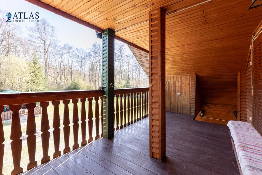 Vile turistice, locație montană superbă, la marginea pârâului,  2600 mp teren - 24