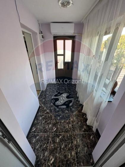 Casă  cu 4 camere de vânzare in Grebanu,judetul Buzau - 8