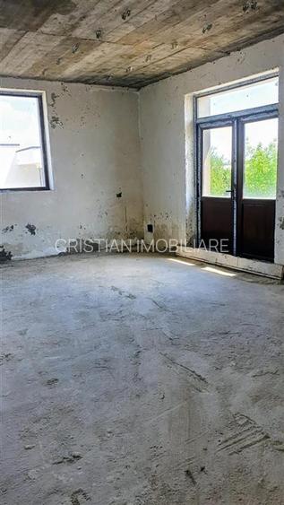 Vila D+P+1 658mp construiti, teren 1630mp  Minerva - 14