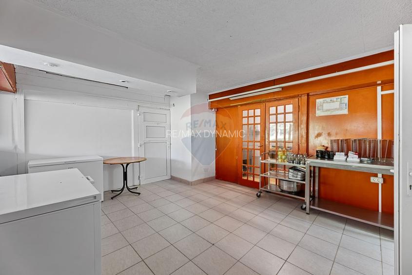 Terasa de vanzare pe strandul Neptun - 10