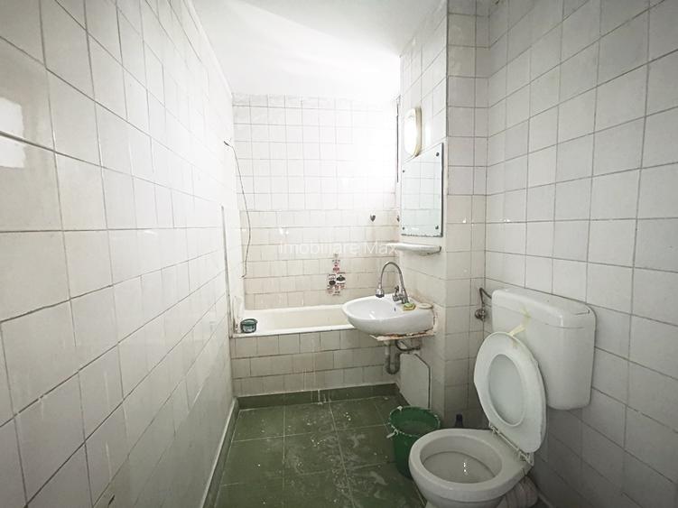 Vanzare 3 cam Obor, Masina de Paine, proaspat zugravit, loc parcare - 6