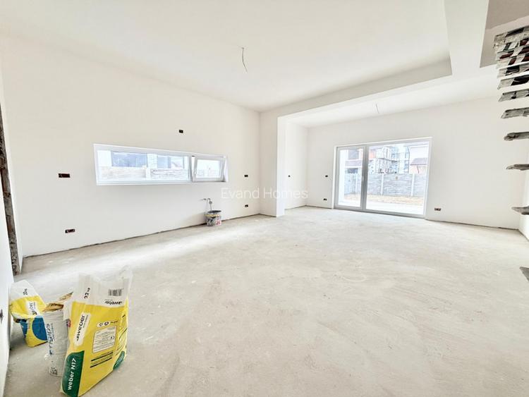 Duplex Mosnita 4 camere -3 bai- 110 mp-toate utilitatile + Asfalt - 11