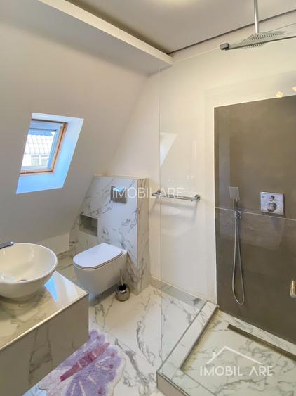 Apartament de lux cu 4 camere la mansardă - 10