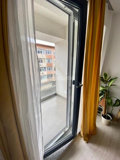 Proprietar 2 camere modern, complet mobilat, loc parcare, bloc nou, Sector 4 - 8