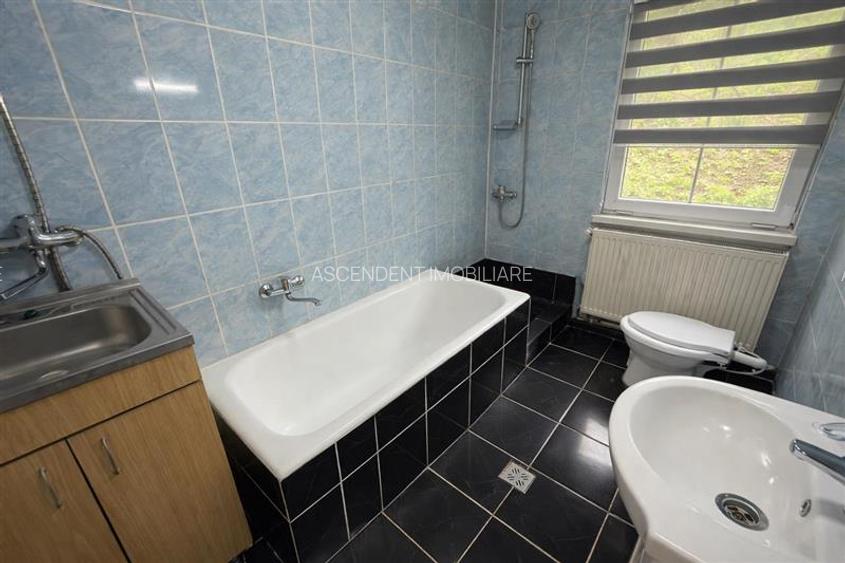 Casa cu 650 mp teren,zona linistita,curte verde,potential extindere,Gheorghe Doj - 9