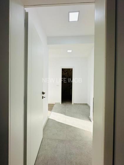 Bloc Nou /Primo/ Compozitorilor/ inel 2 - 4