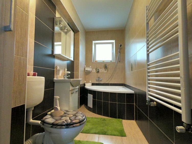 Inchiriez apartament 2 camere cu loc de parcare inclus - 13