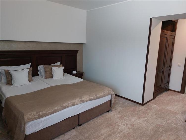 APARTAMENT 3 CAMERE, HOTEL ALPIN, POIANA BRASOV