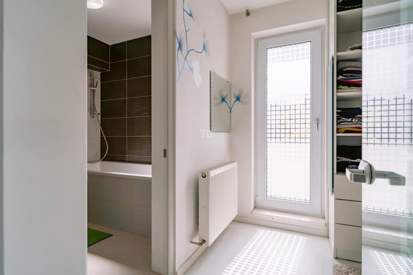 CASA DEOSEBITA IN ZONA REZIDENTIALA - PLANTELOR - MANTULEASA - ARMENEASCA - 16