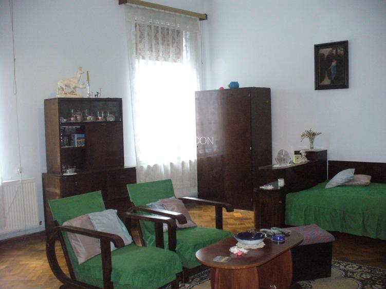 Apartament la casa zona centrala - 2