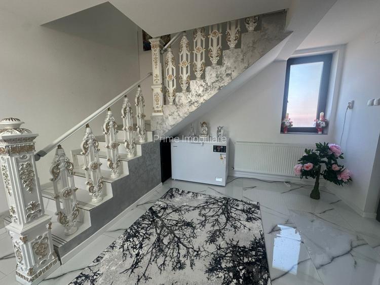 Casa Individuală 5 camere, 210 mp utili| teren 451 mp| zona Cugir - 12