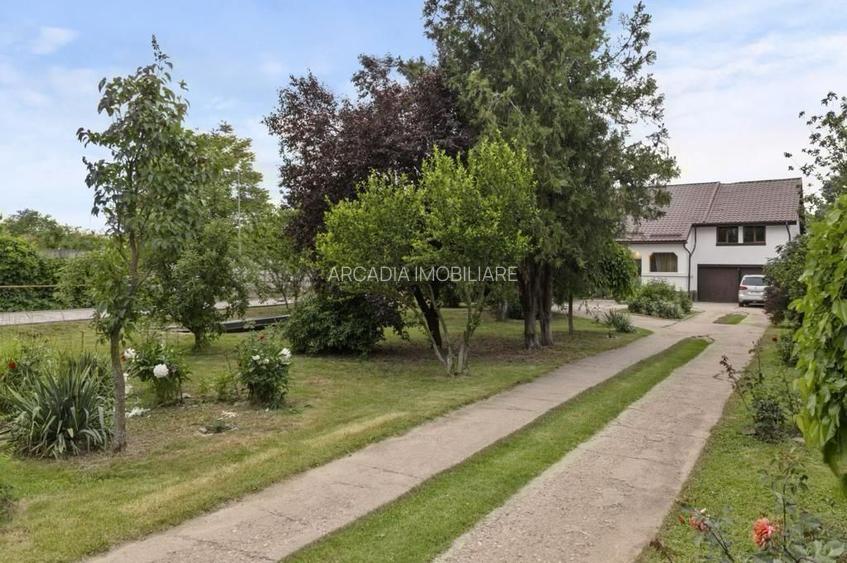 Vanzare vila individuala 8 camere | Curte 2360 mp | Corbeanca - Ostratu - 2