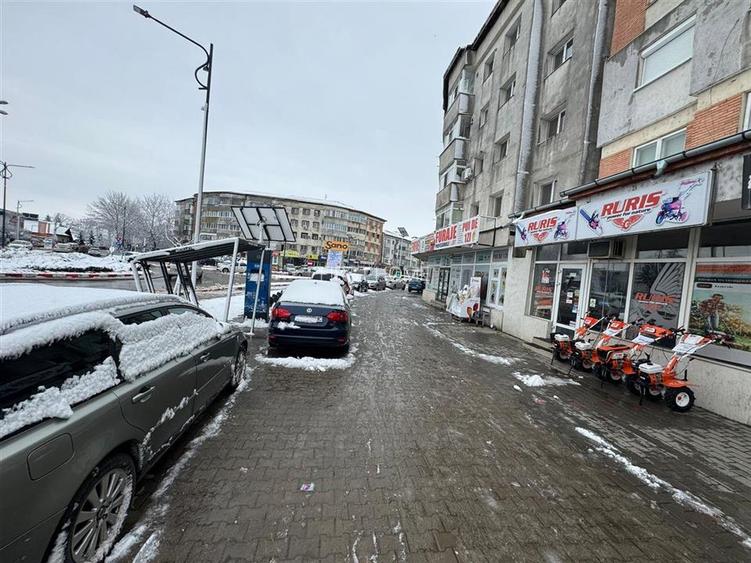 Sp comercial 70 mp, stradal, Sensul Giratoriu Obor - 2