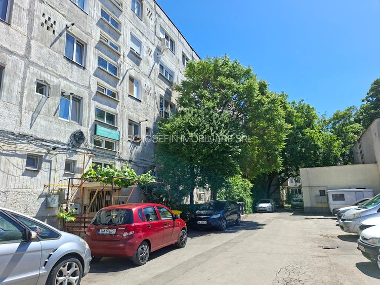 Piata Doina, - 7