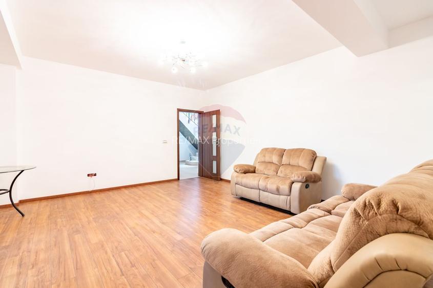 Apartament de vanzare cu 4 camere în Bucurestii Noi, metrou, parc - 13