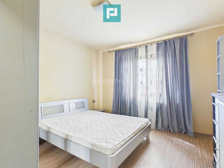 Casă spațioasă în Sântana - 17