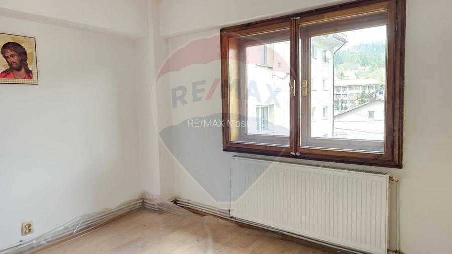 Apartament ultracentral, 2 camere, Gura Humorului, Suceava - 10