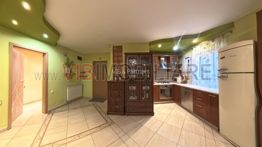 De inchiriat, apartament 4 camere Brasov,  - zona Scriitorilor - 2